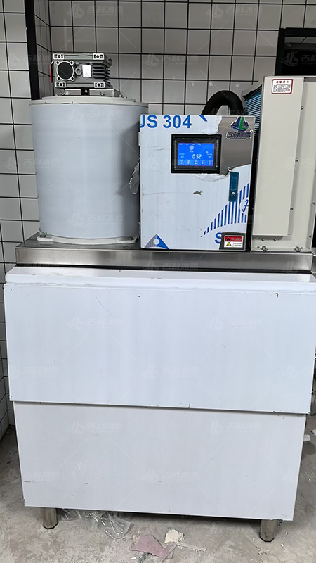 500公斤片冰机交付广东某食品厂